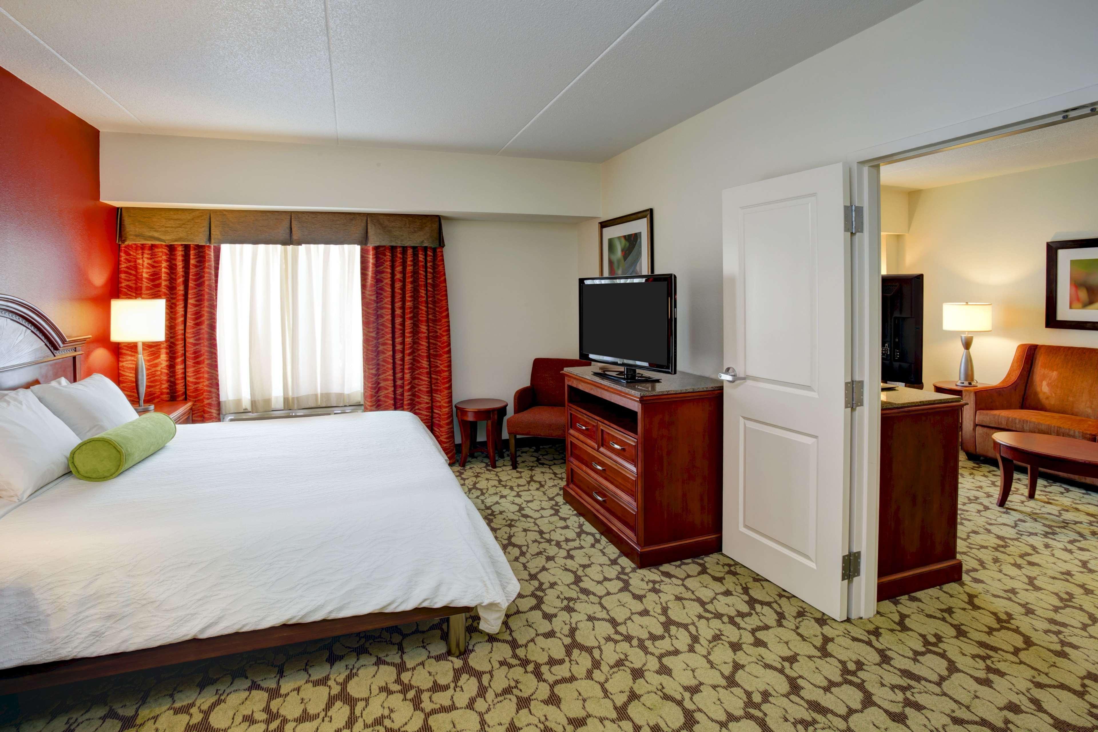 Hilton Garden Inn Chicago/Midway Airport Bedford Park Exterior photo